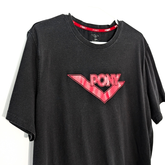 Vintage PONY men's chevron t-shirt in size XL - Picture 2 of 6